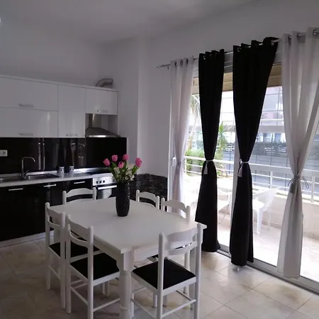 Apartment Teona Sarande